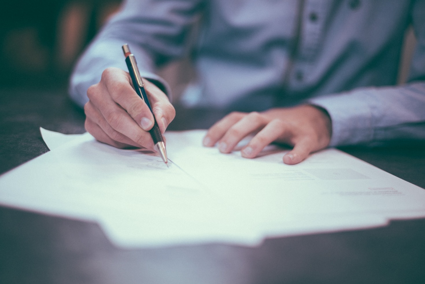 Expert Essay Crafting: A Step-by-Step Approach